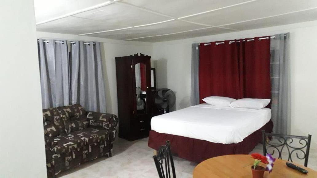 Apartments At Westvillage 5 No Ac Low Price Studio Бухта Монтего Экстерьер фото